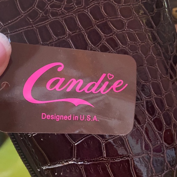 Candie NWT Dark Brown Faux Crocodile Embossed Wristlet Clutch Wallet 7.5x4.25 - Picture 4 of 7